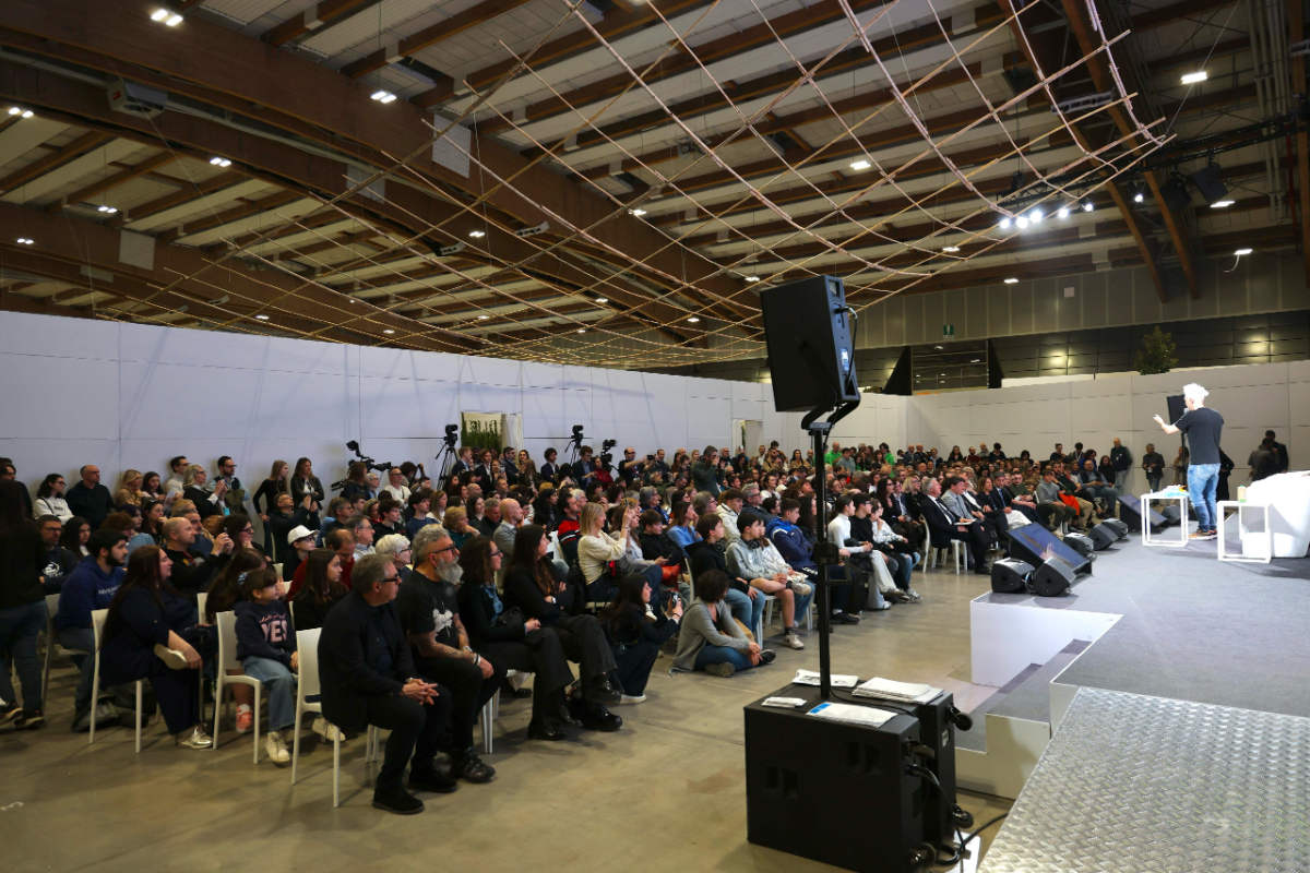 WhatsApp Image 2025-03-08 at 17.21.10